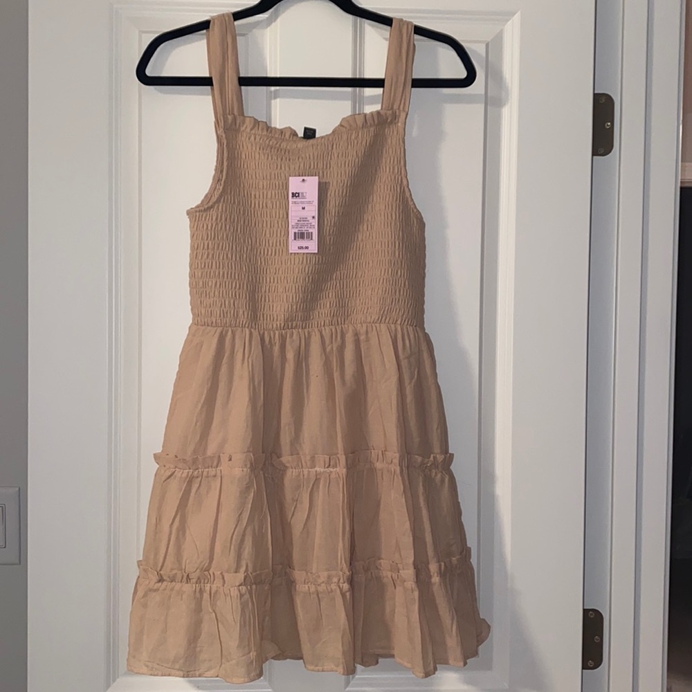 Wild Fable Tiered Dress Size Medium New with tags